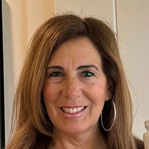 Emily R.